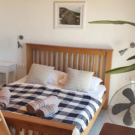 Ferienhaus Sea View Eco House With Pool, 250m To - Falcon View Hvar